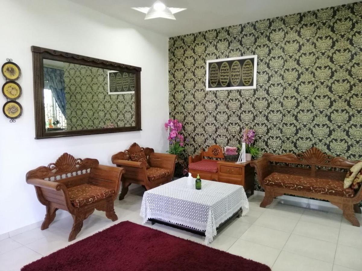 Hawwa Sara Muslim Homestay Melaka Zewnętrze zdjęcie